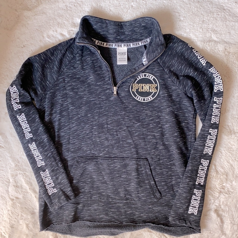 PINK Victoria’s Secret Pull over Size Small